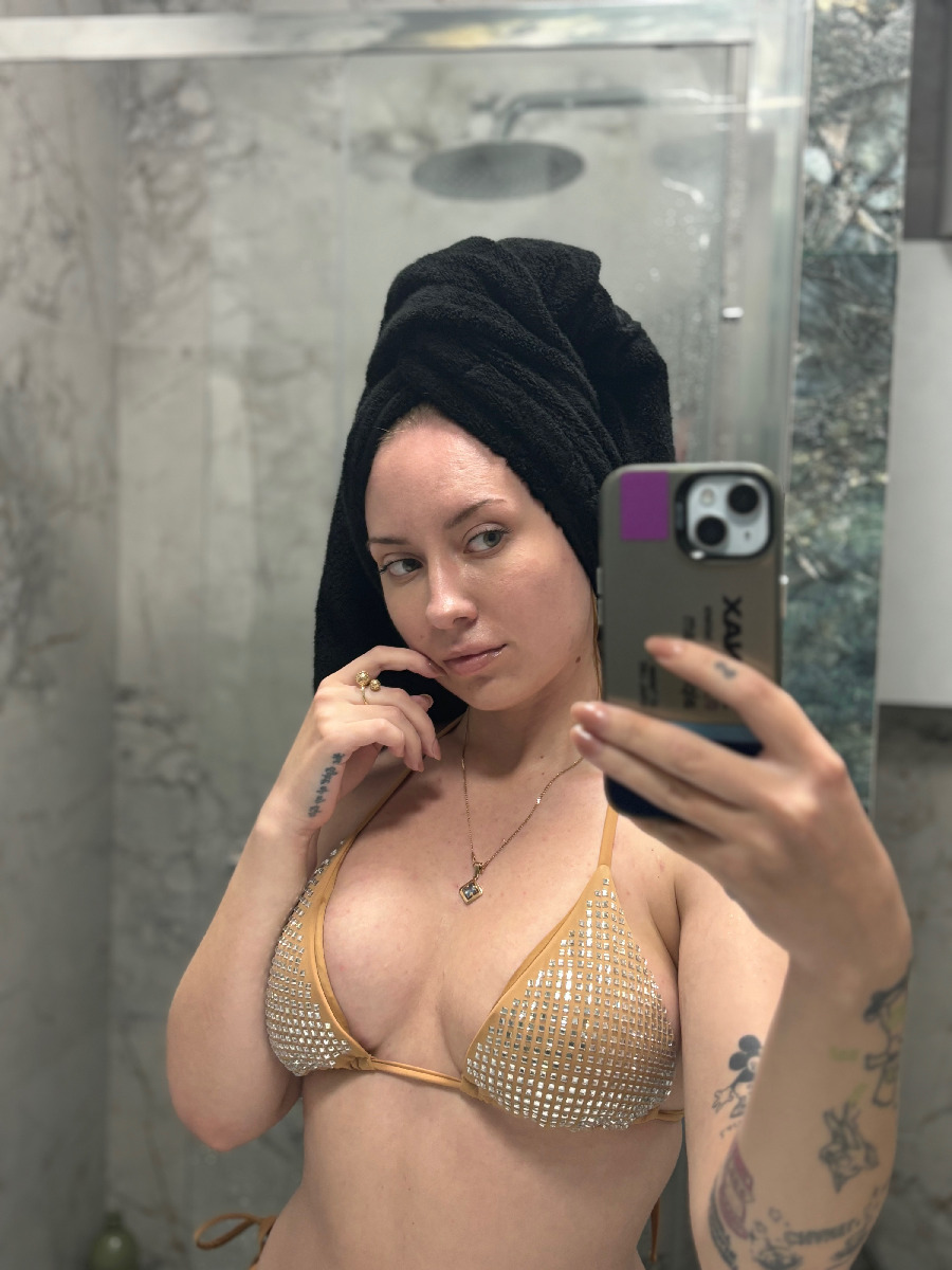 Nude girl KateV in Lanus