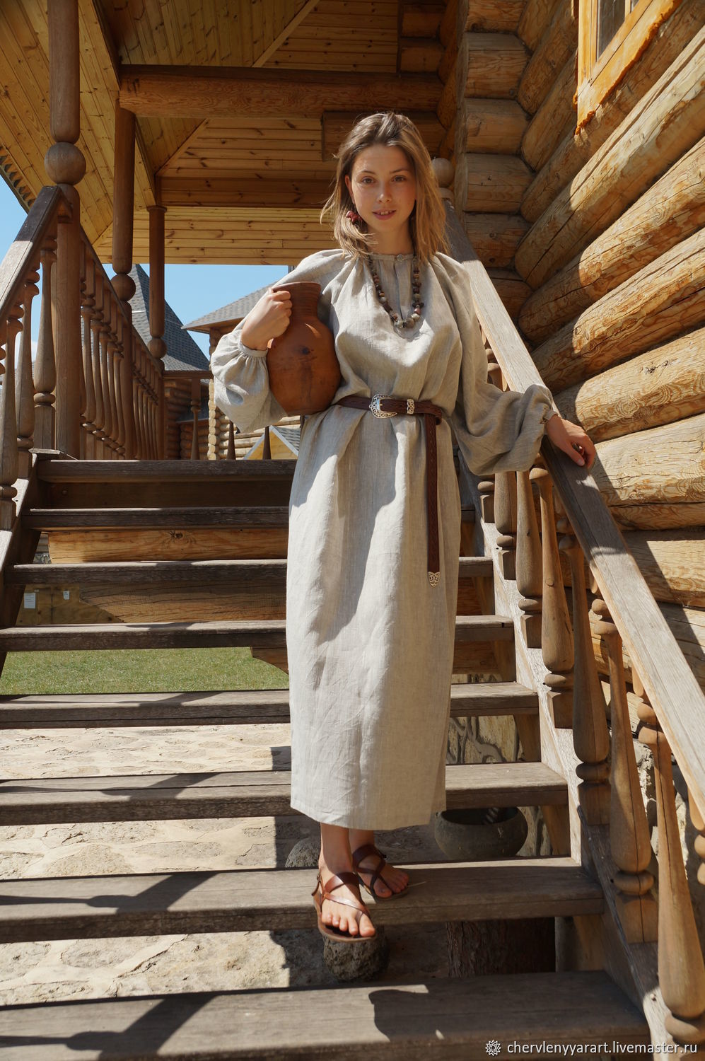 Girls in Slavic costumes in Lanus